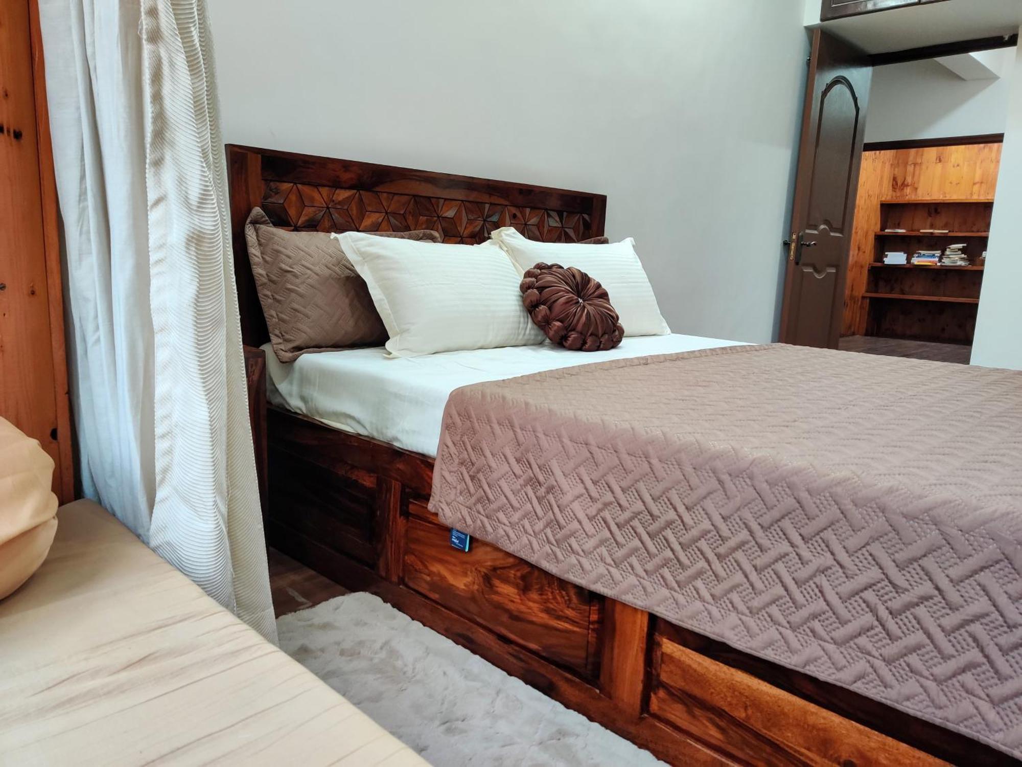 The Rustic Manor - Homestay Bengaluru Kültér fotó